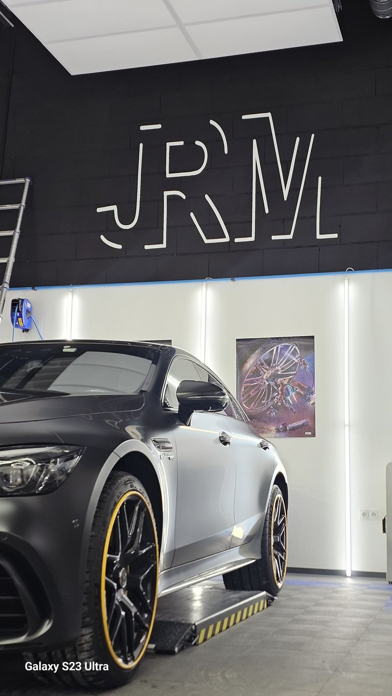 Mercedes AMG